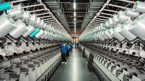 Najnowsze wiadomości o Różnice między włóknami bawełnianymi i poliestrowymi: Dogłębna analiza ekspercka