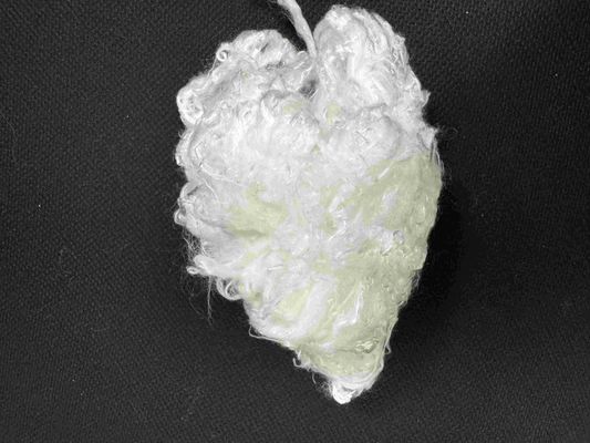 Dobra cena. 1.67dtex×38mm Wysokiej Hygroskopiczności Aloe Cellulose Staple Fiber dla zastosowań włókienniczych w Internecie