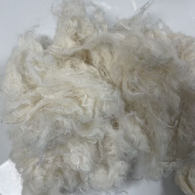 Dobra cena. 3D×51mm Aramid 1313 Włókno wysokotemperaturowe Odporne na ogień Odporne na ogień do przemysłowych wyrobów włókienniczych w Internecie